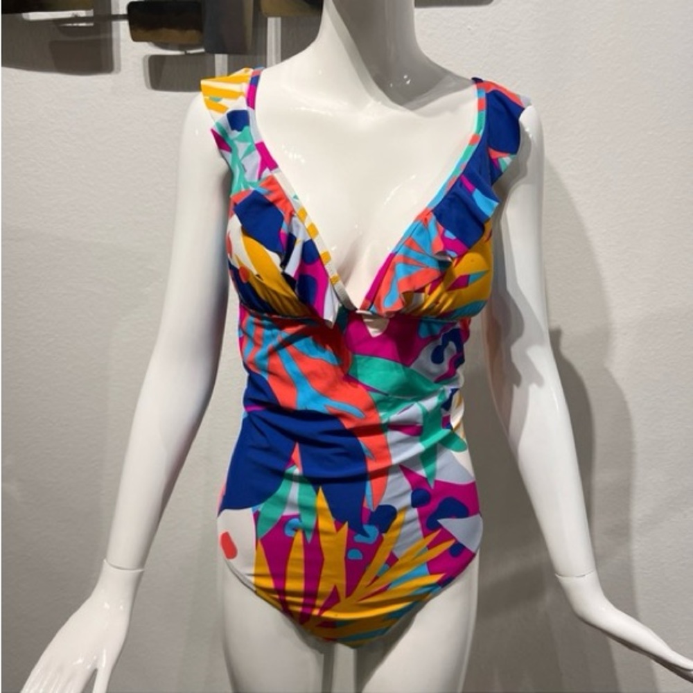 MINT$89 J Crew sz S Ruffle Floral V-Neck One-piece Swimsuit